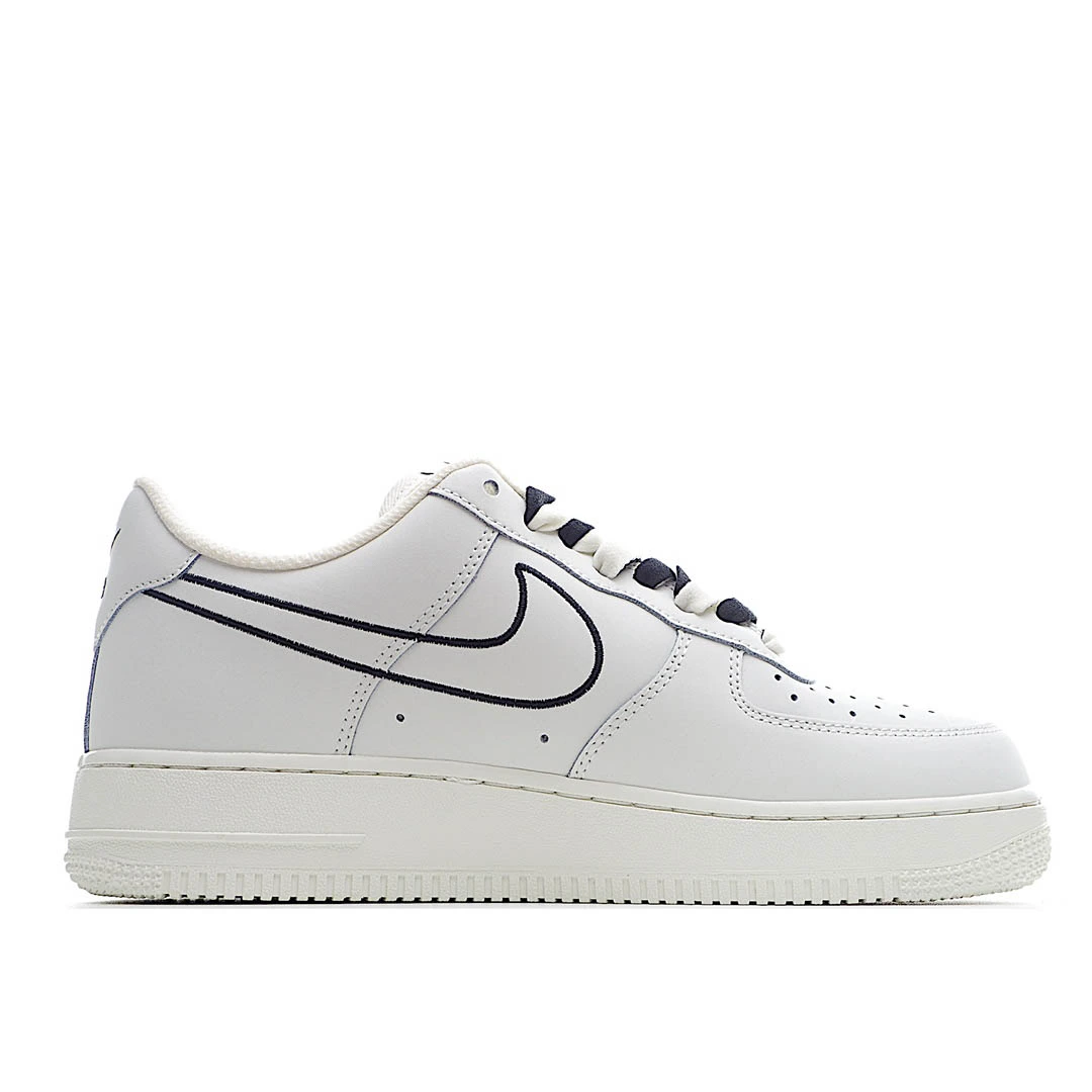 Nike Air Force 1 07 3M Reverse Low Top Sneakers AA1117-900