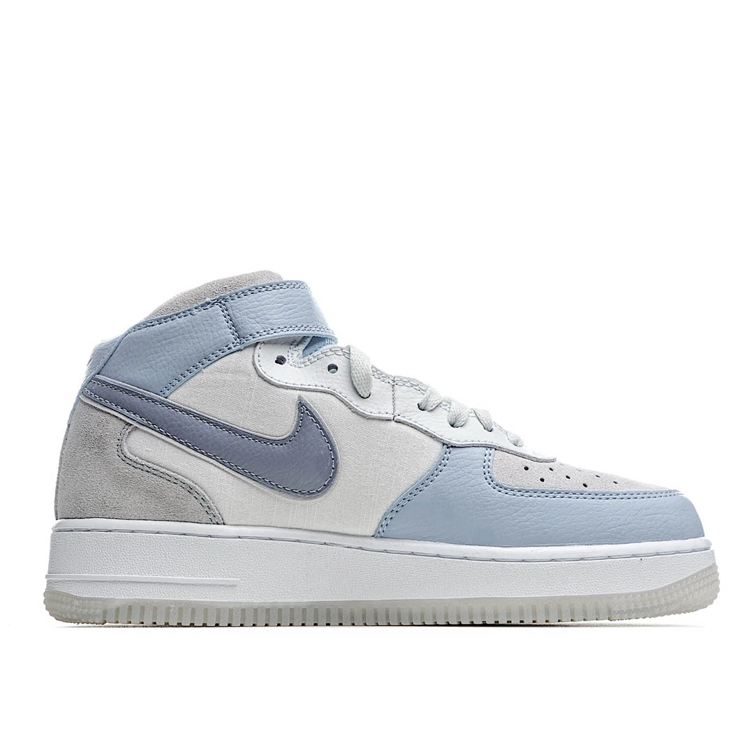 Nike Air Force 1 07 AF1 Sneakers