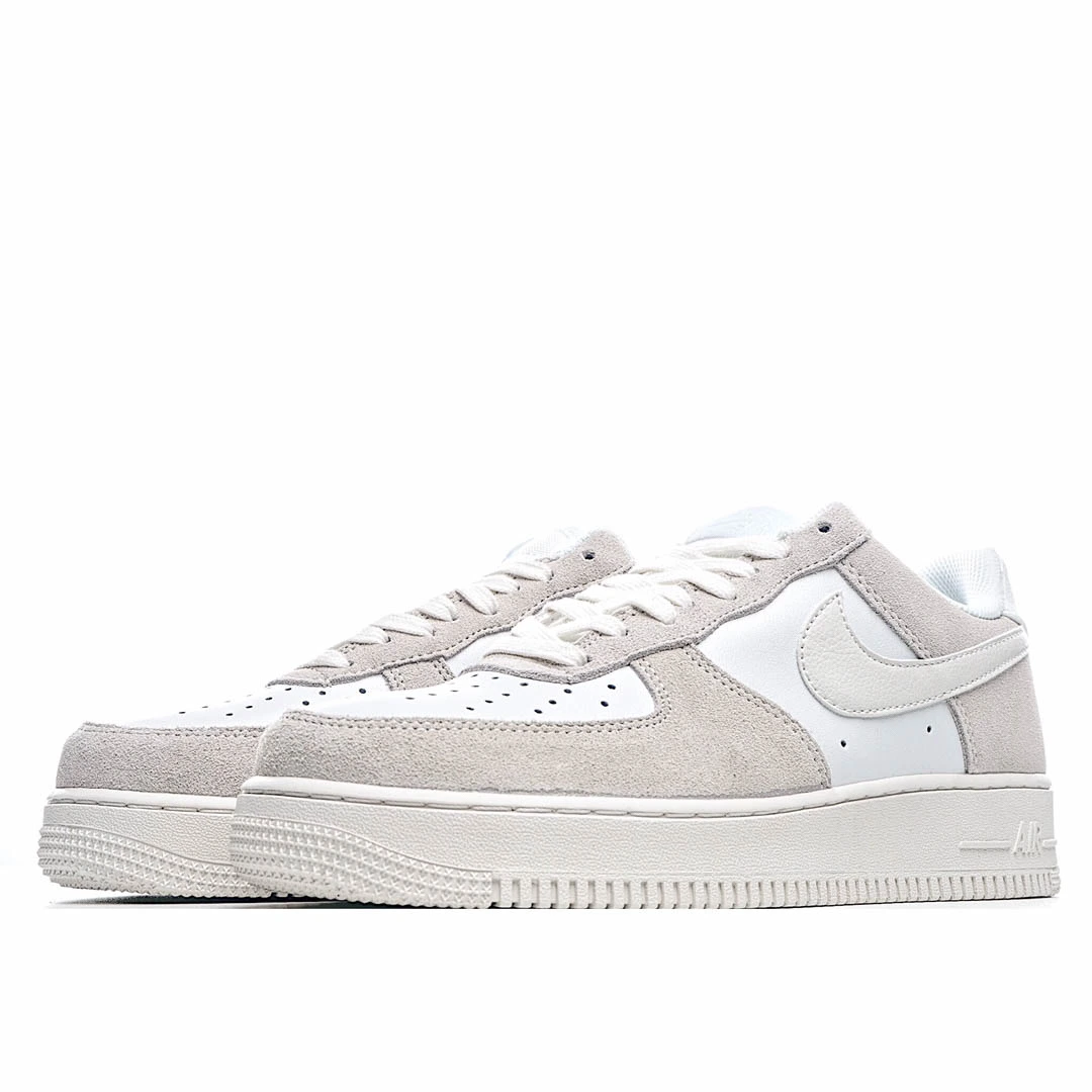 Nike Air Force 1 07 Beige Red