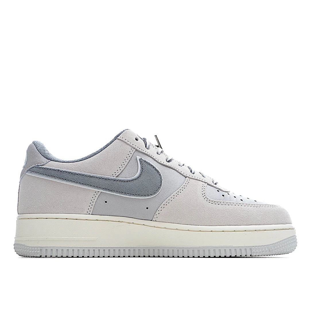 Nike Air Force 1 07 Blue and White