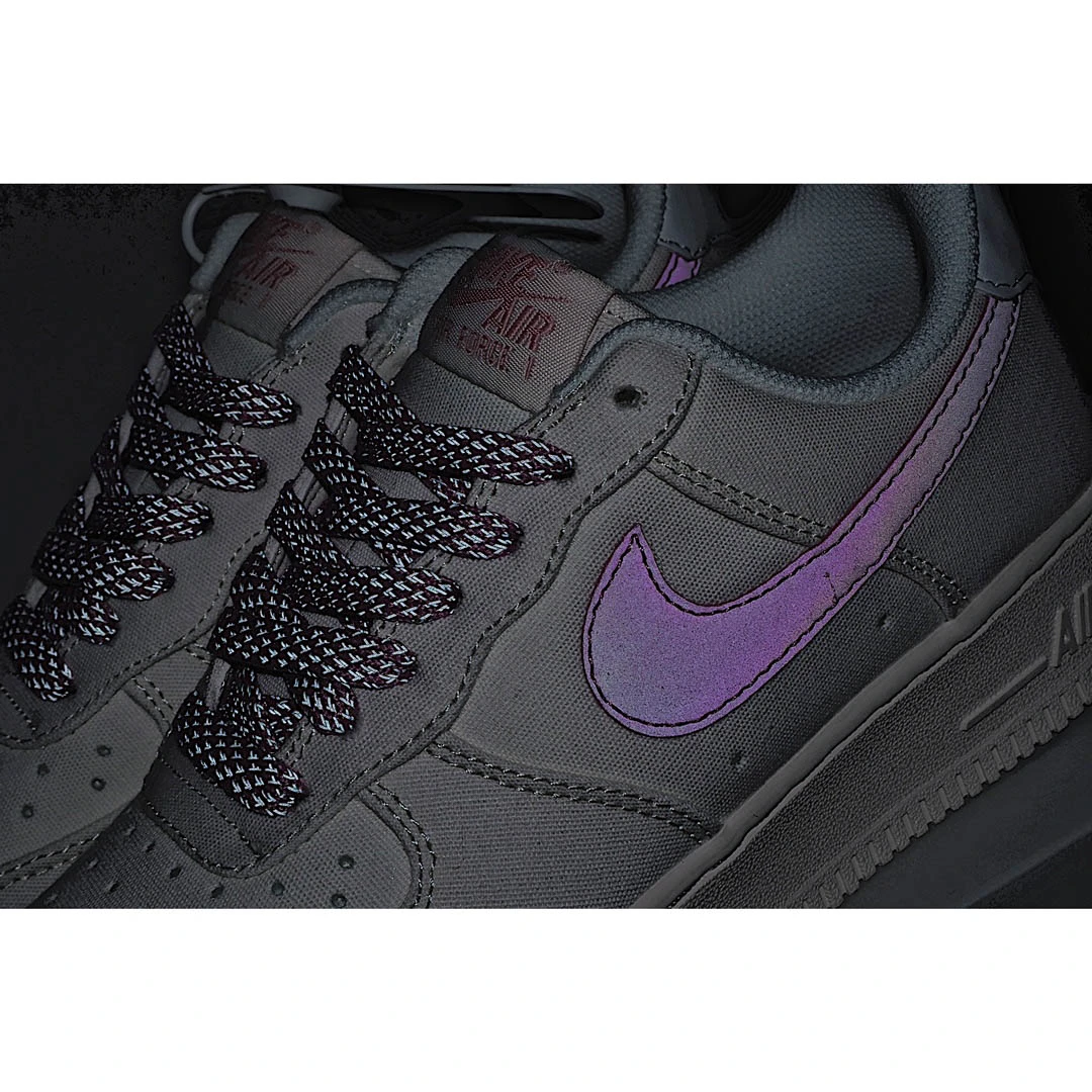 Nike Air Force 1 07 Low Top Sneakers Dark Pink