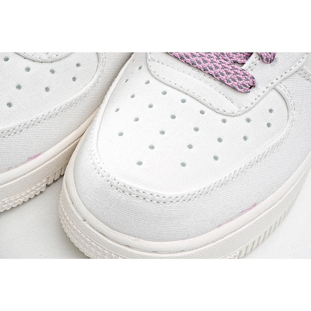 Nike Air Force 1 07 Low Top Sneakers Dark Pink