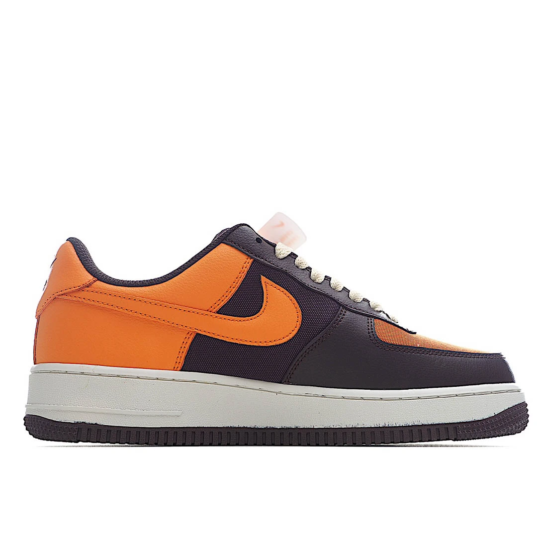 Nike Air Force 1 07 LV8 Sneakers