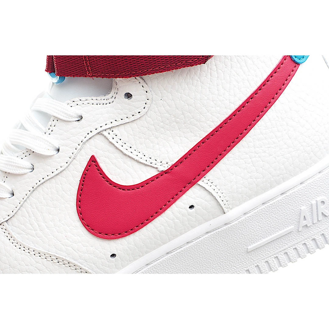 Nike Air Force 1 07 LV8 Sneakers