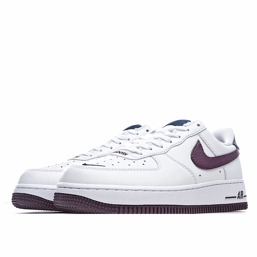 Nike Air Force 1 07 White and Green Low Top