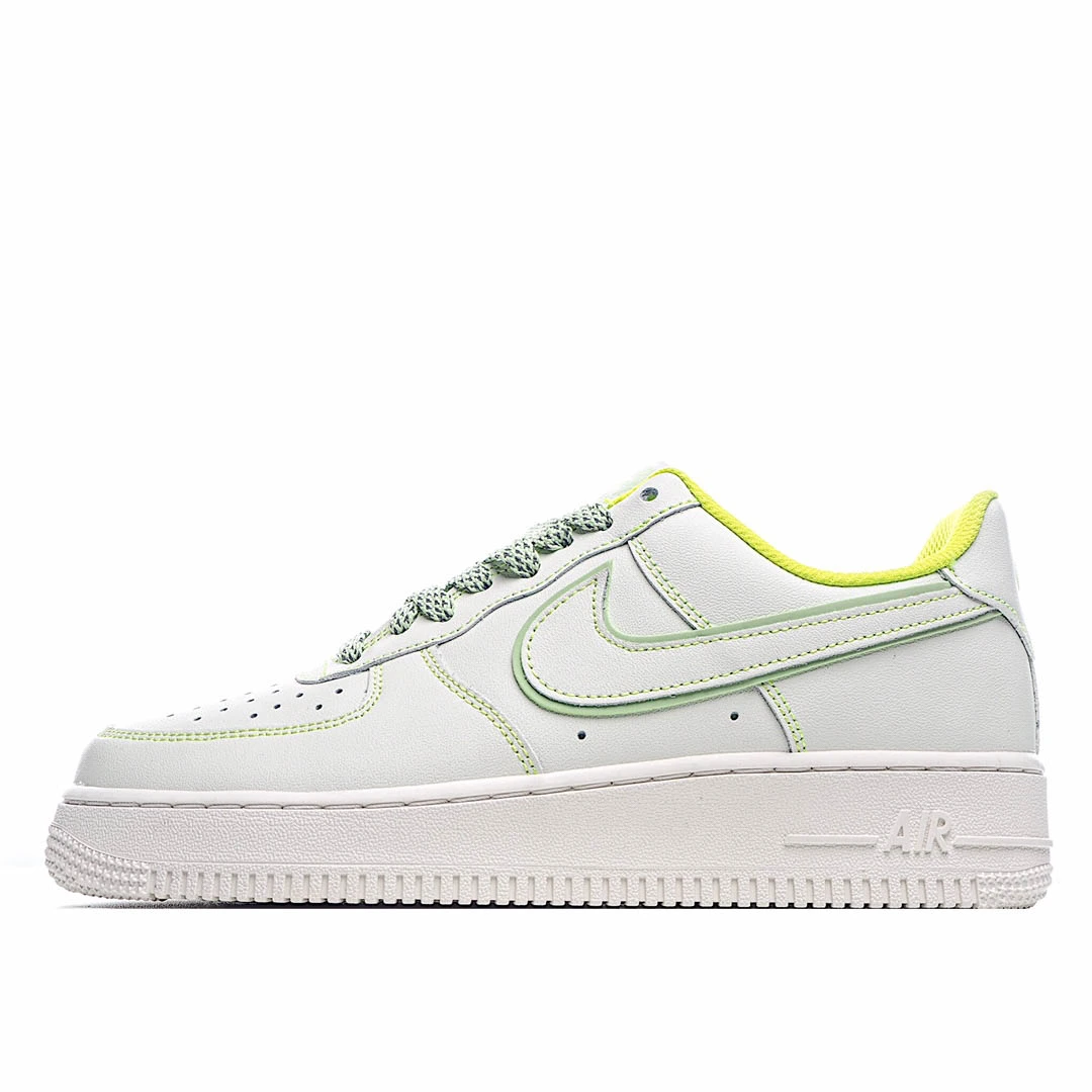 Nike Air Force 1 AF1 Sneakers