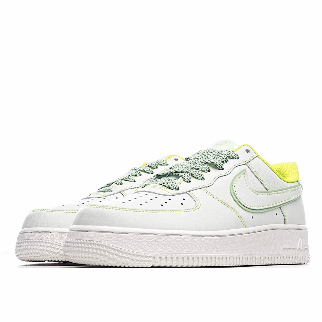 Nike Air Force 1 AF1 Sneakers