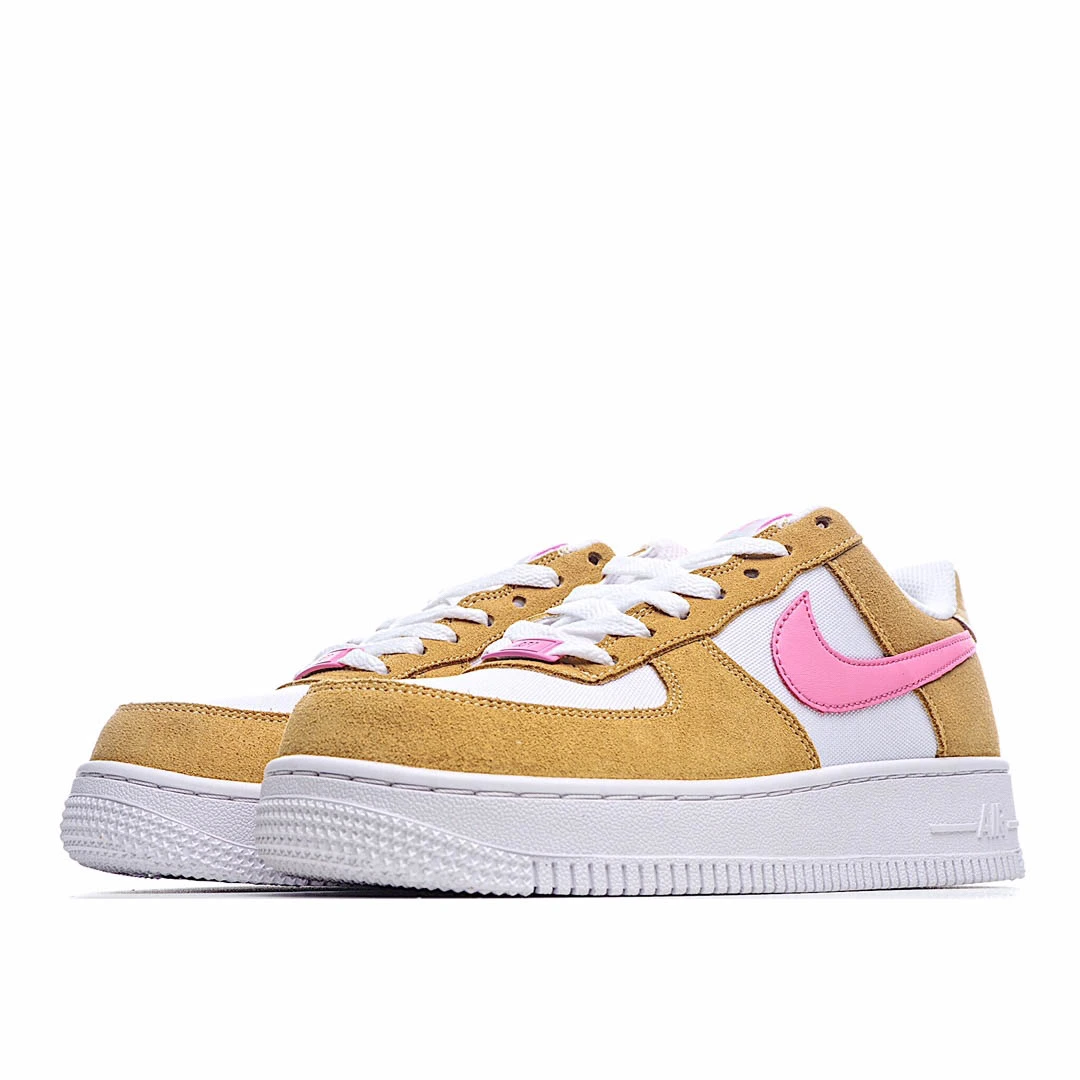 Nike Air Force 1 Low 07 Low Top Sneakers