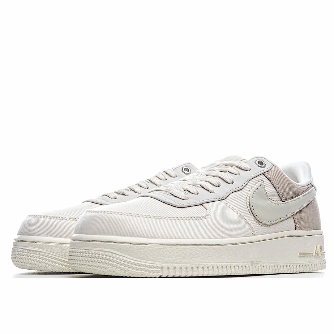 Nike Air Force 1 Low 07 Low Top Sneakers