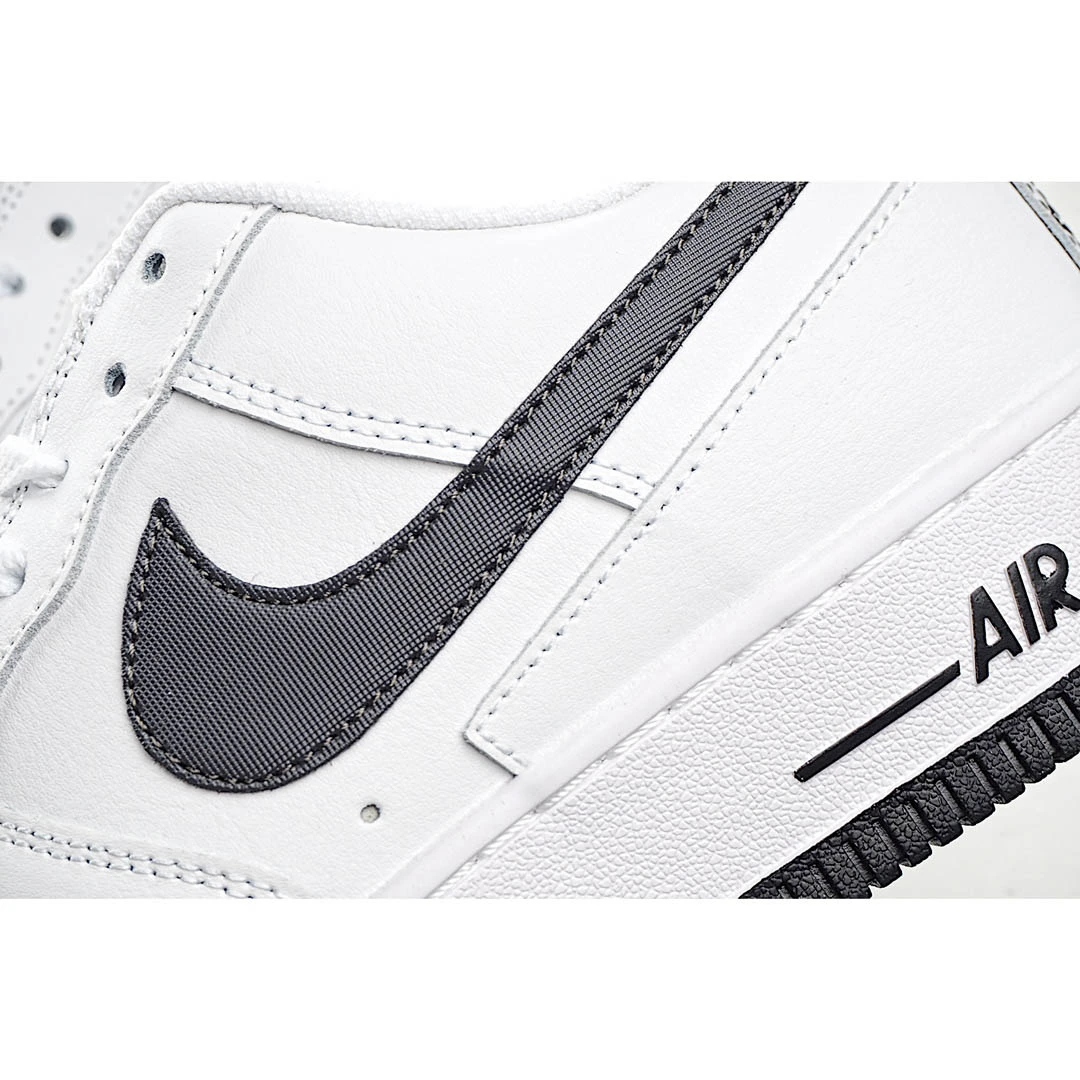 Nike Air Force 1 Low ’07 Lx Reveal Sneakers