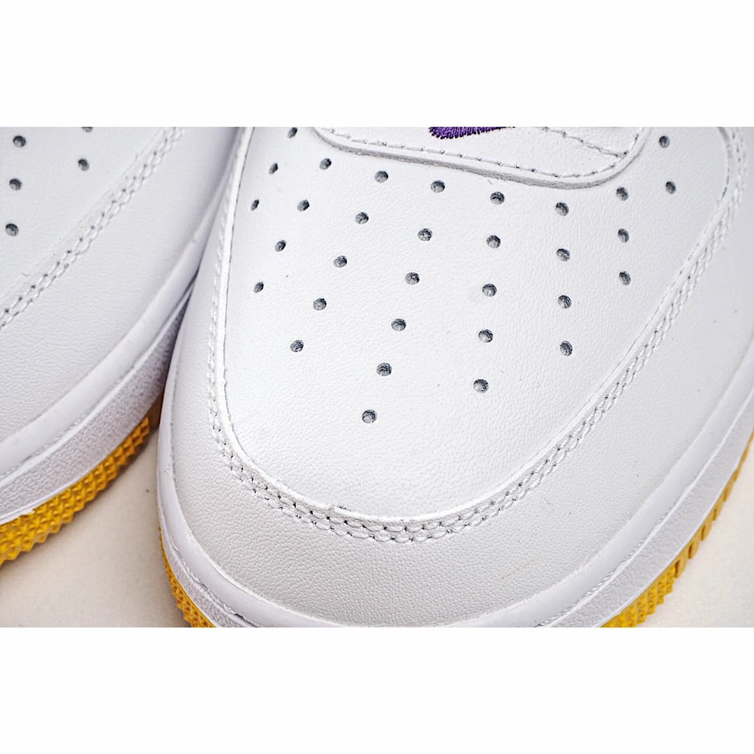 Nike Air Force 1 Low Low Top Sneakers