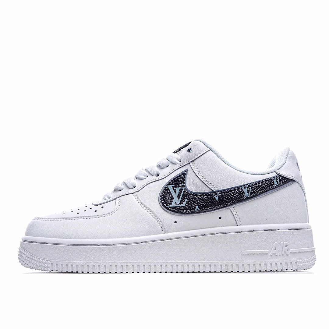 Nike Air Force 1 Low Low Top Sneakers