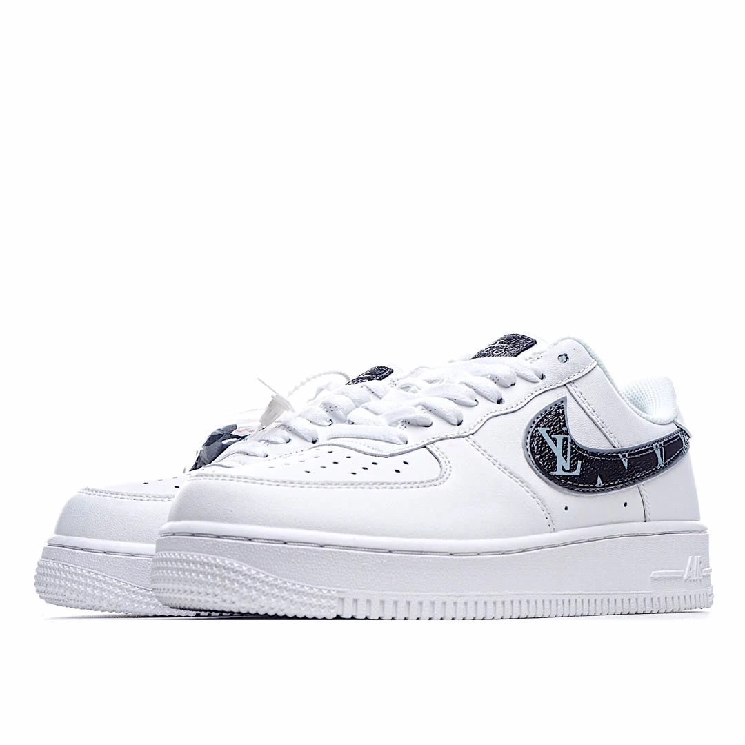 Nike Air Force 1 Low Low Top Sneakers