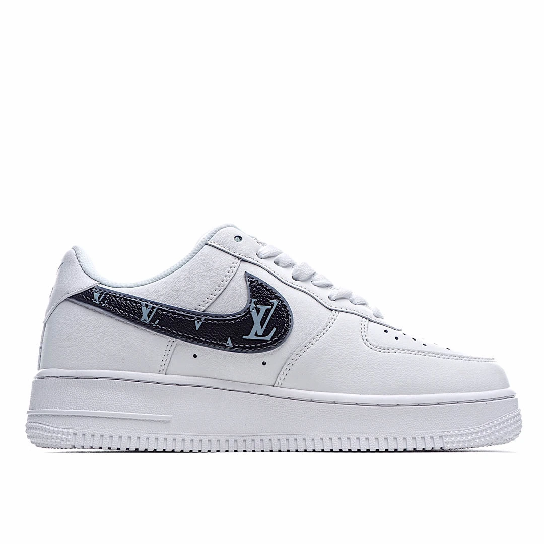 Nike Air Force 1 Low Low Top Sneakers