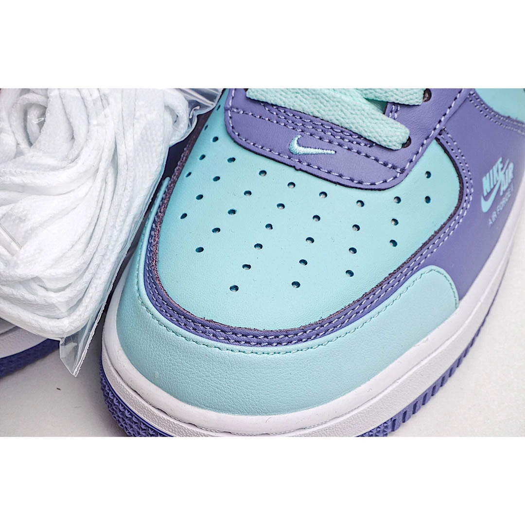 Nike Air Force 1 Low Sneakers