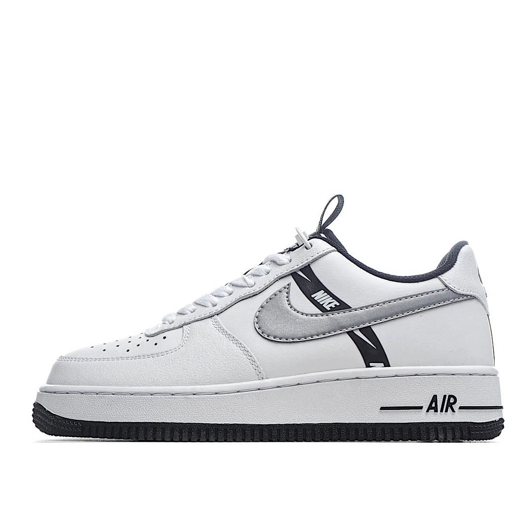 Nike Air Force 1 Low-Top Sneakers