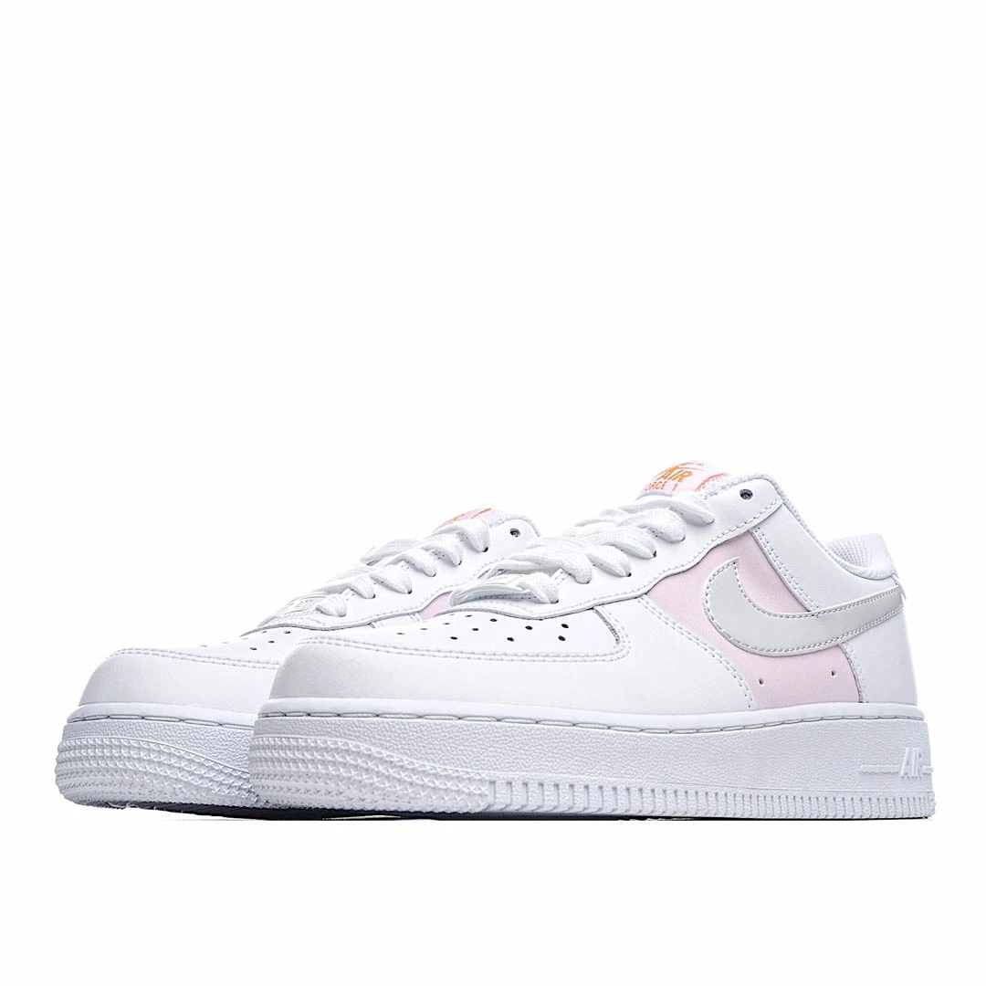 Nike Air Force 1 Low-Top Sneakers