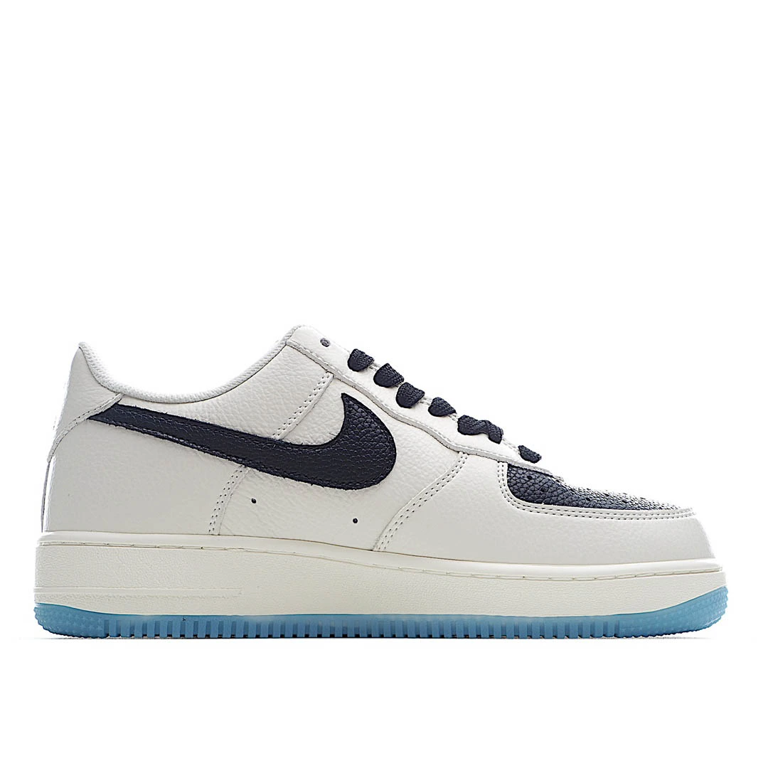 Nike Air Force 1 Low-Top Sneakers