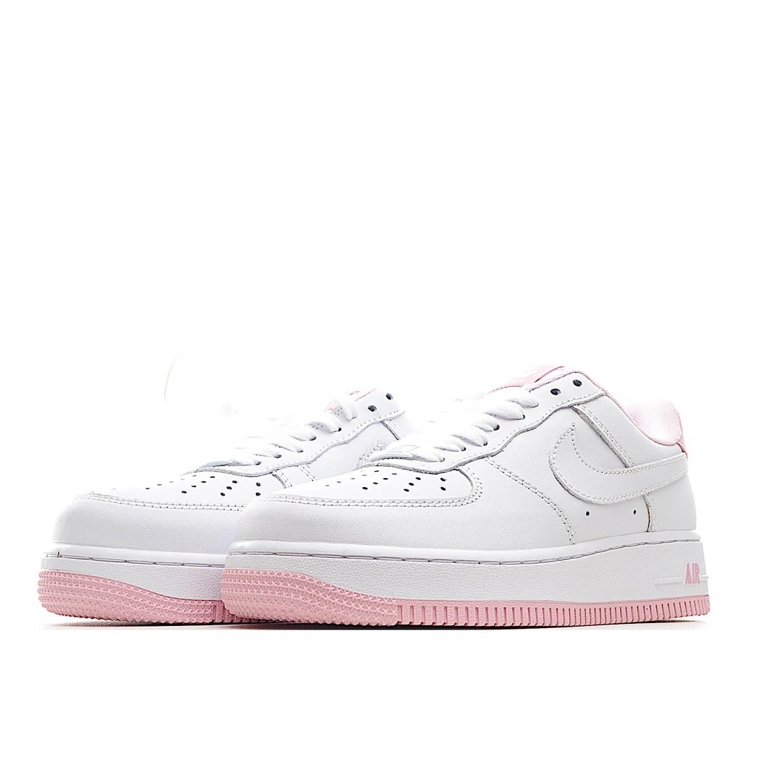 Nike Air Force 1 Low-Top Sneakers