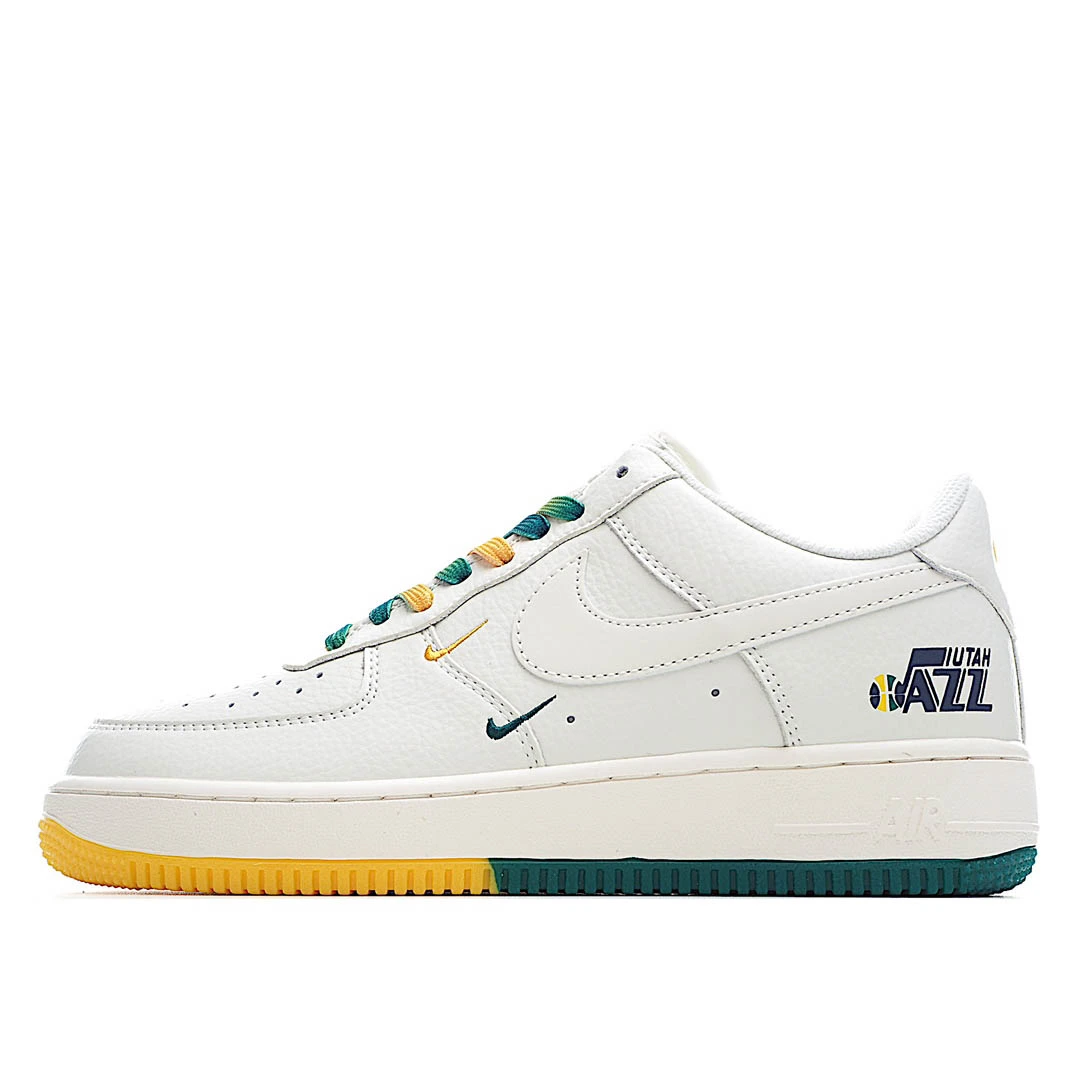 Nike Air Force 1 Low Top Sneakers Off-White Orange