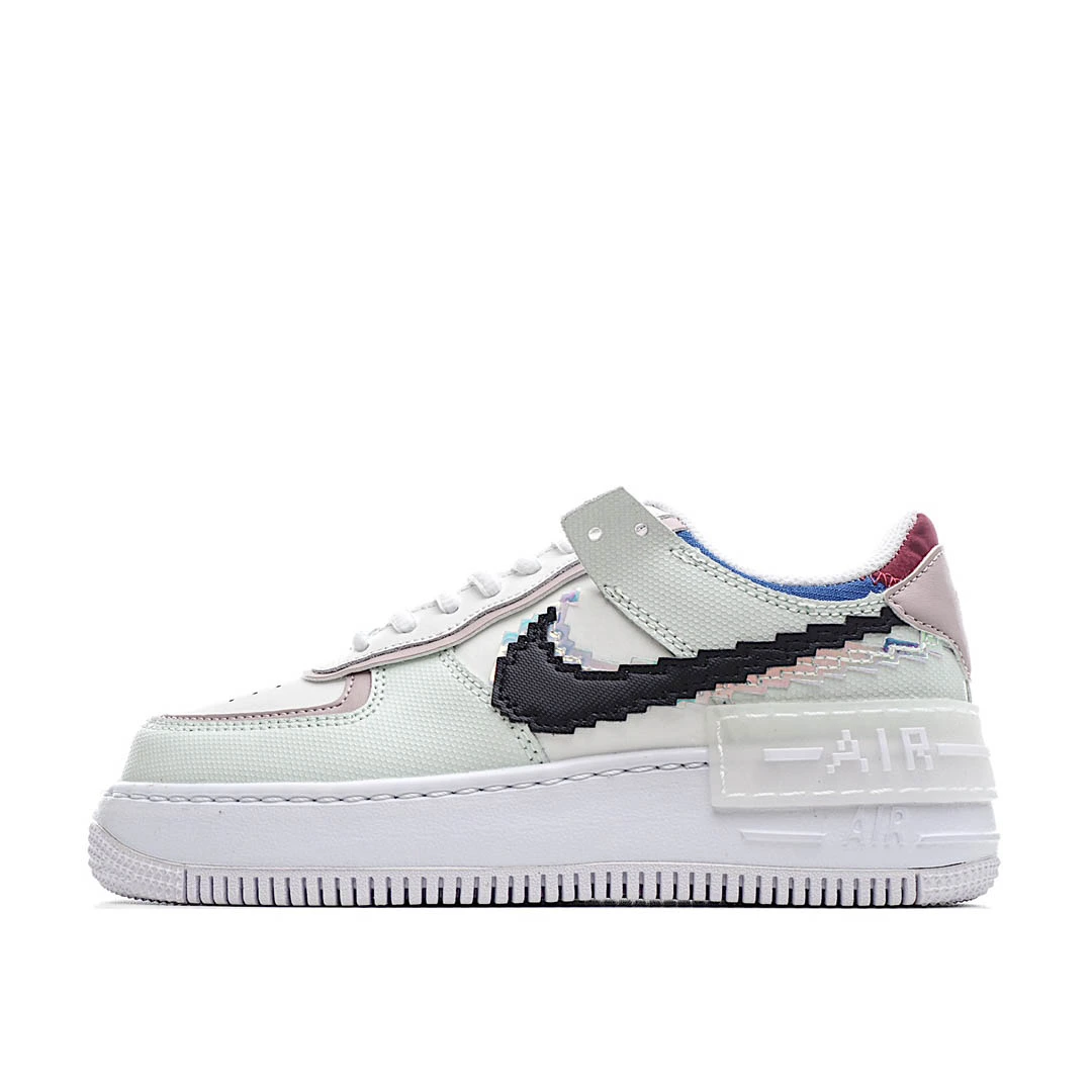 Nike Air Force 1 Low Top Sneakers Pink