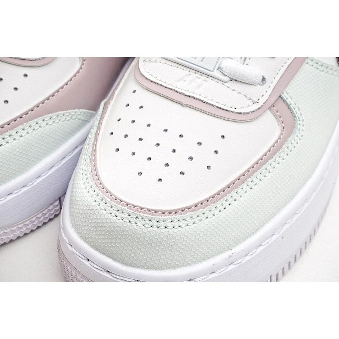 Nike Air Force 1 Low Top Sneakers Pink