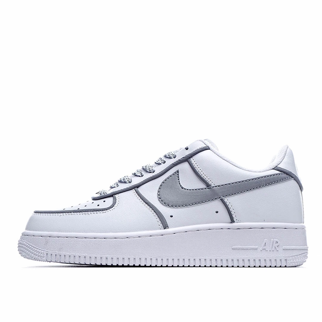 Nike Air Force 1 LV8 Pixel