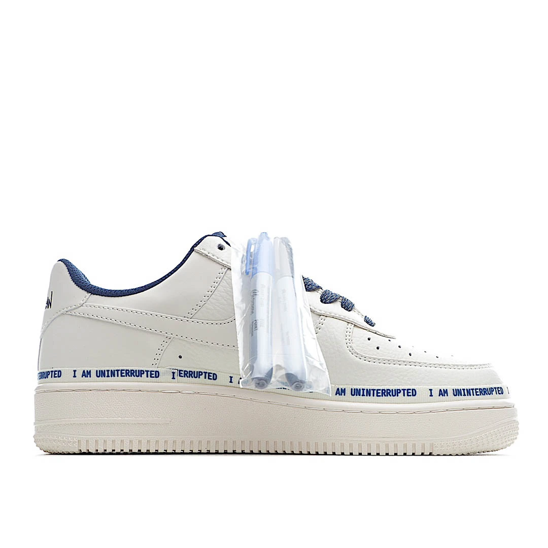 Nike Air Force 1 LV8 Pixel