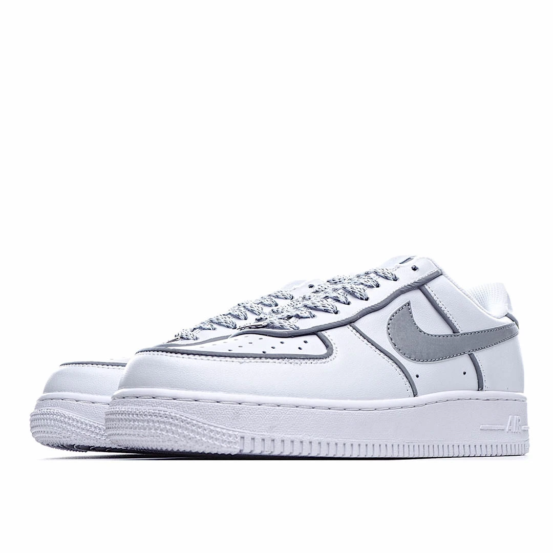 Nike Air Force 1 LV8 Pixel