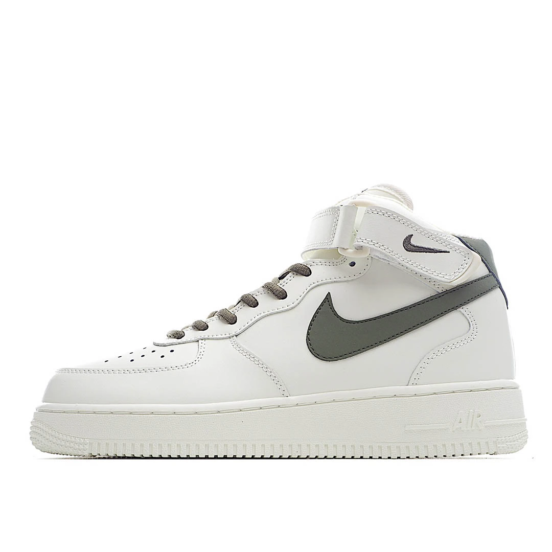 Nike Air Force 1 LV8 Pixel Off-White