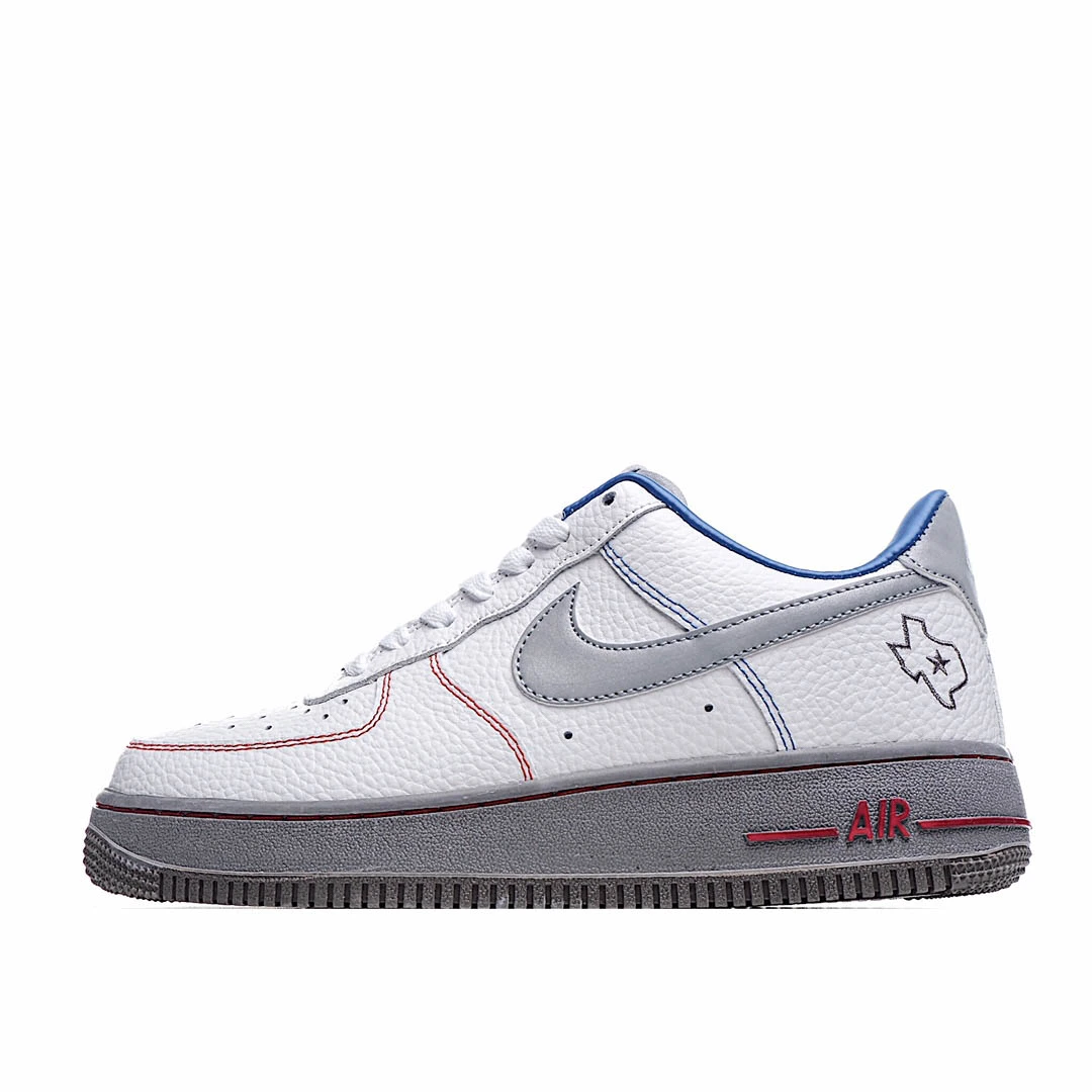 Nike Air Force 1 LX Low Top Sneakers