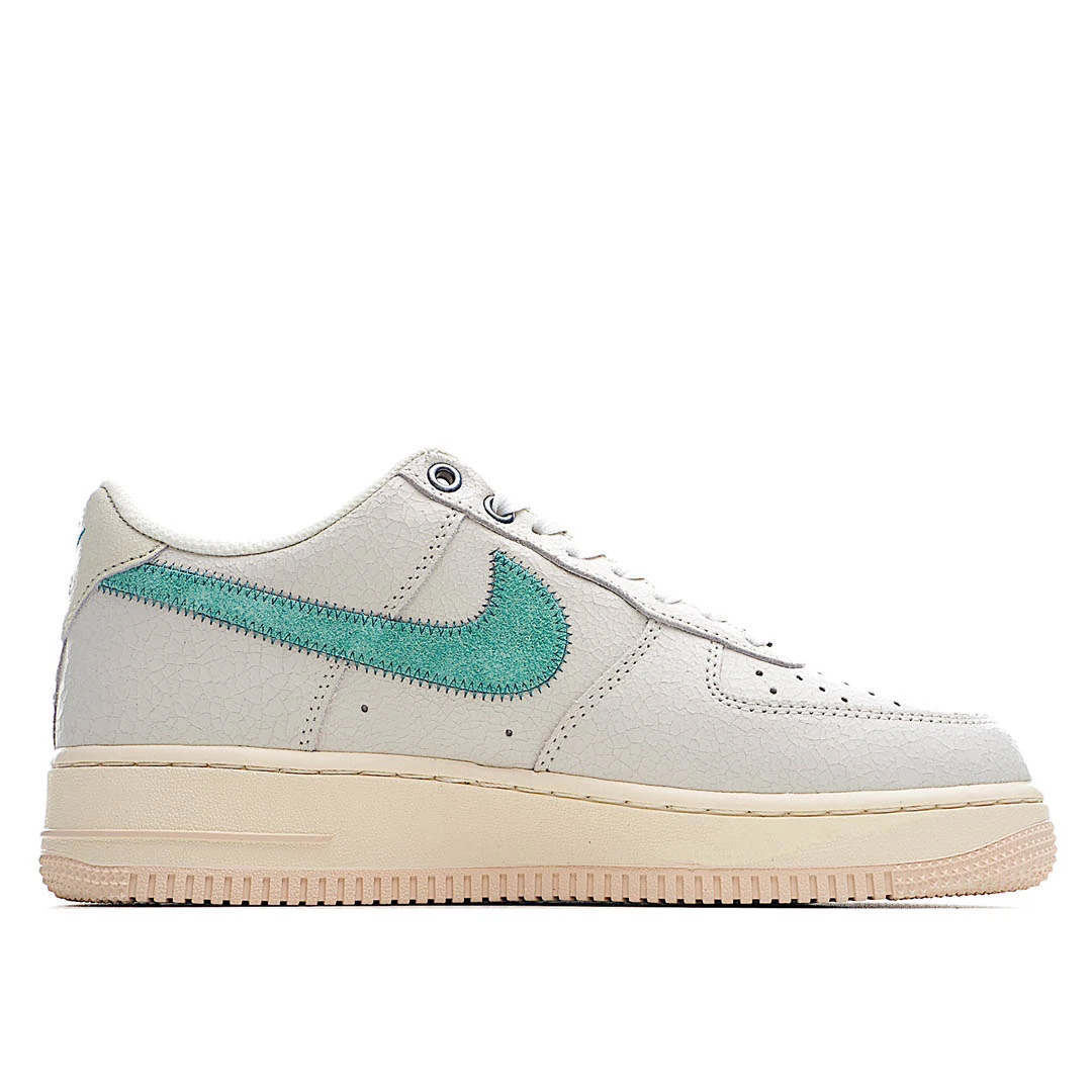 Nike Air Force 1 Mid Mid Top White and Green Reflective Gypsophila