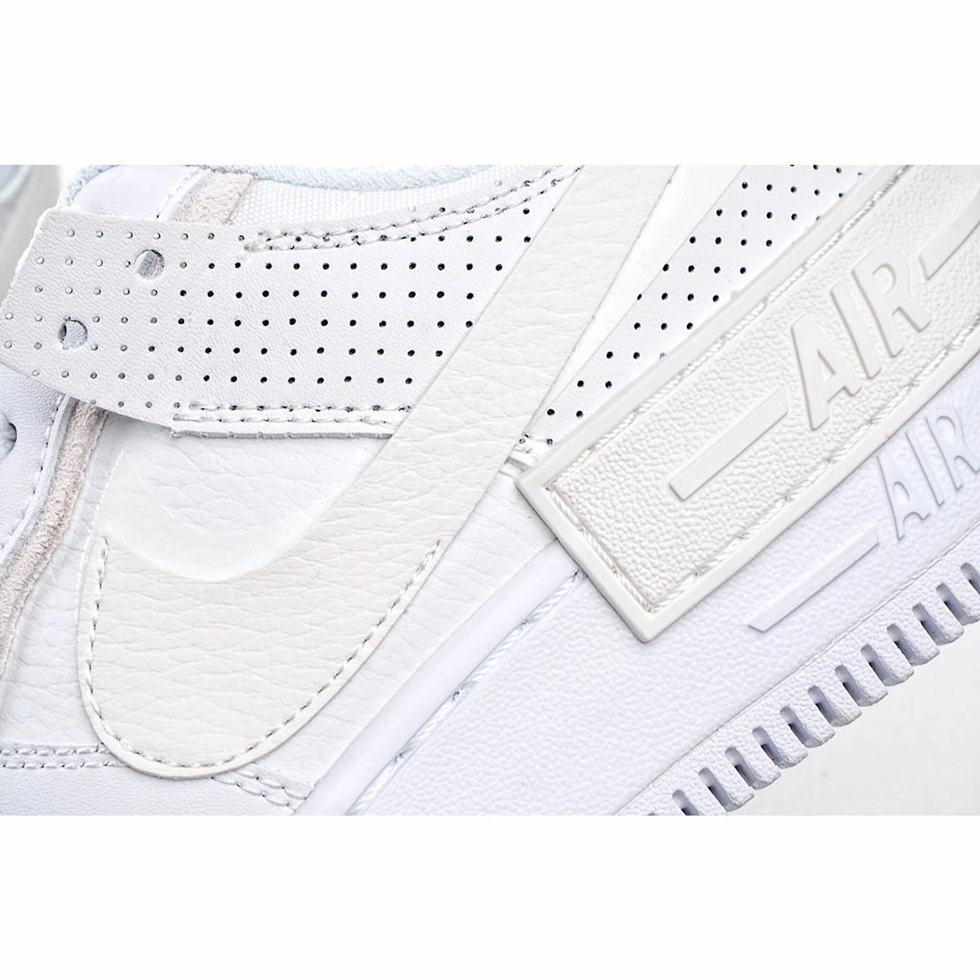 Nike Air Force 1 Pink Silver Hook