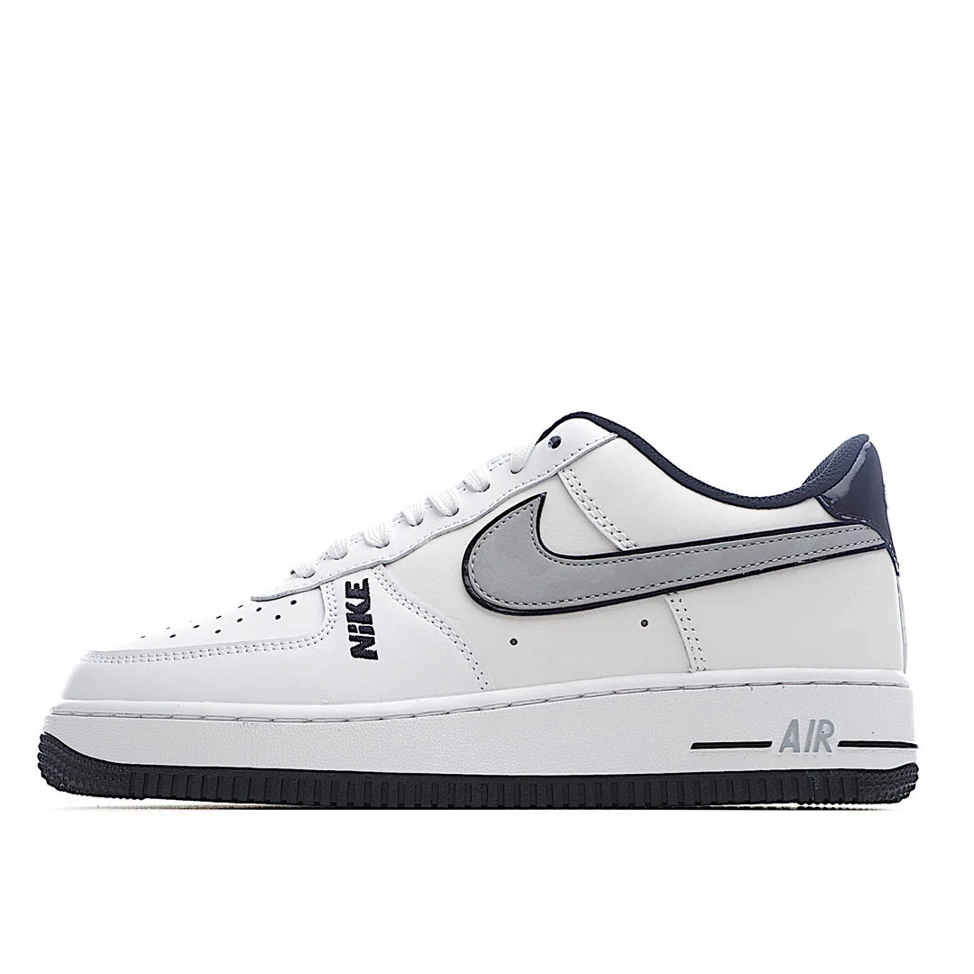 Nike Air Force 1 Sneakers