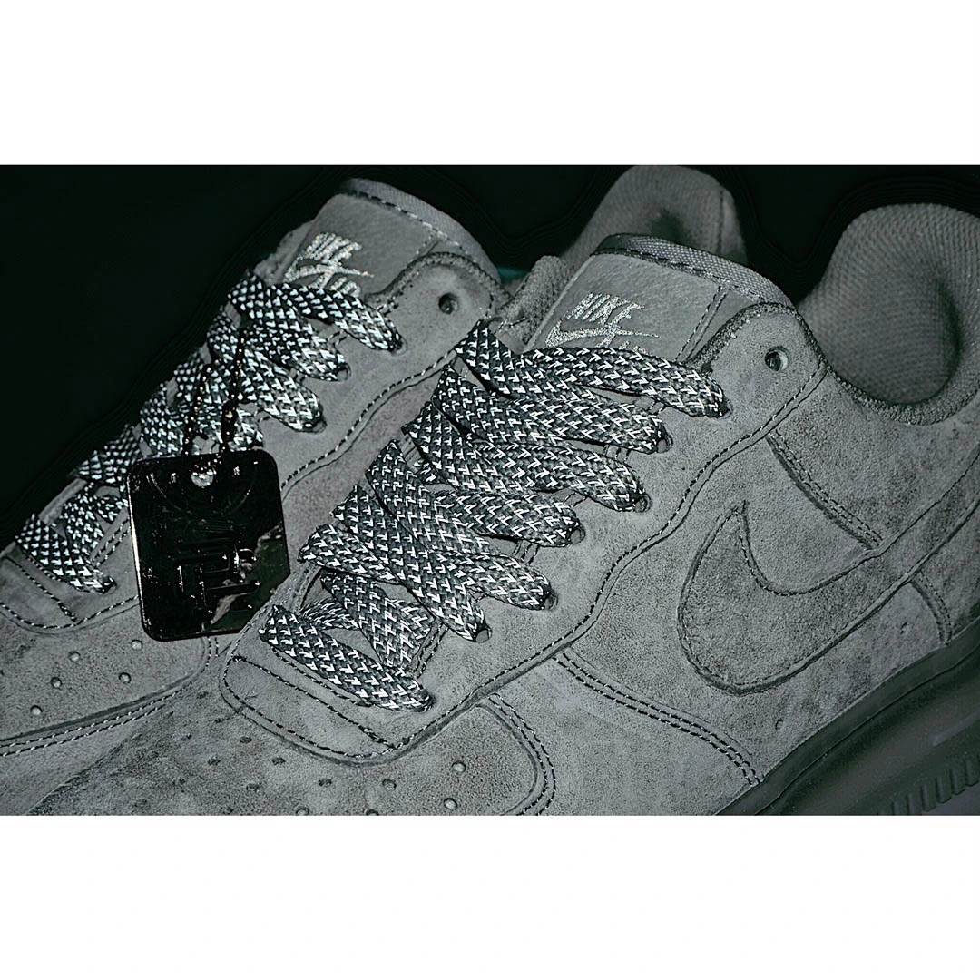 Nike Air Force 1 Sneakers