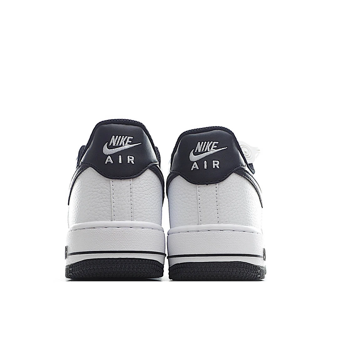 Nike Air Force 1 Sneakers