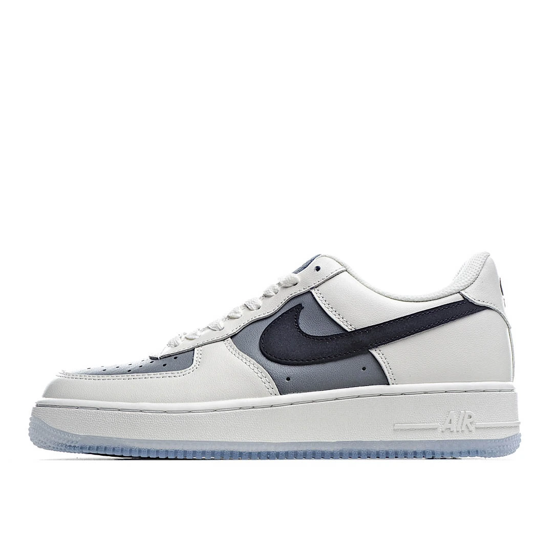 Nike Air Force 1 x Kobe Low-Top Sneakers