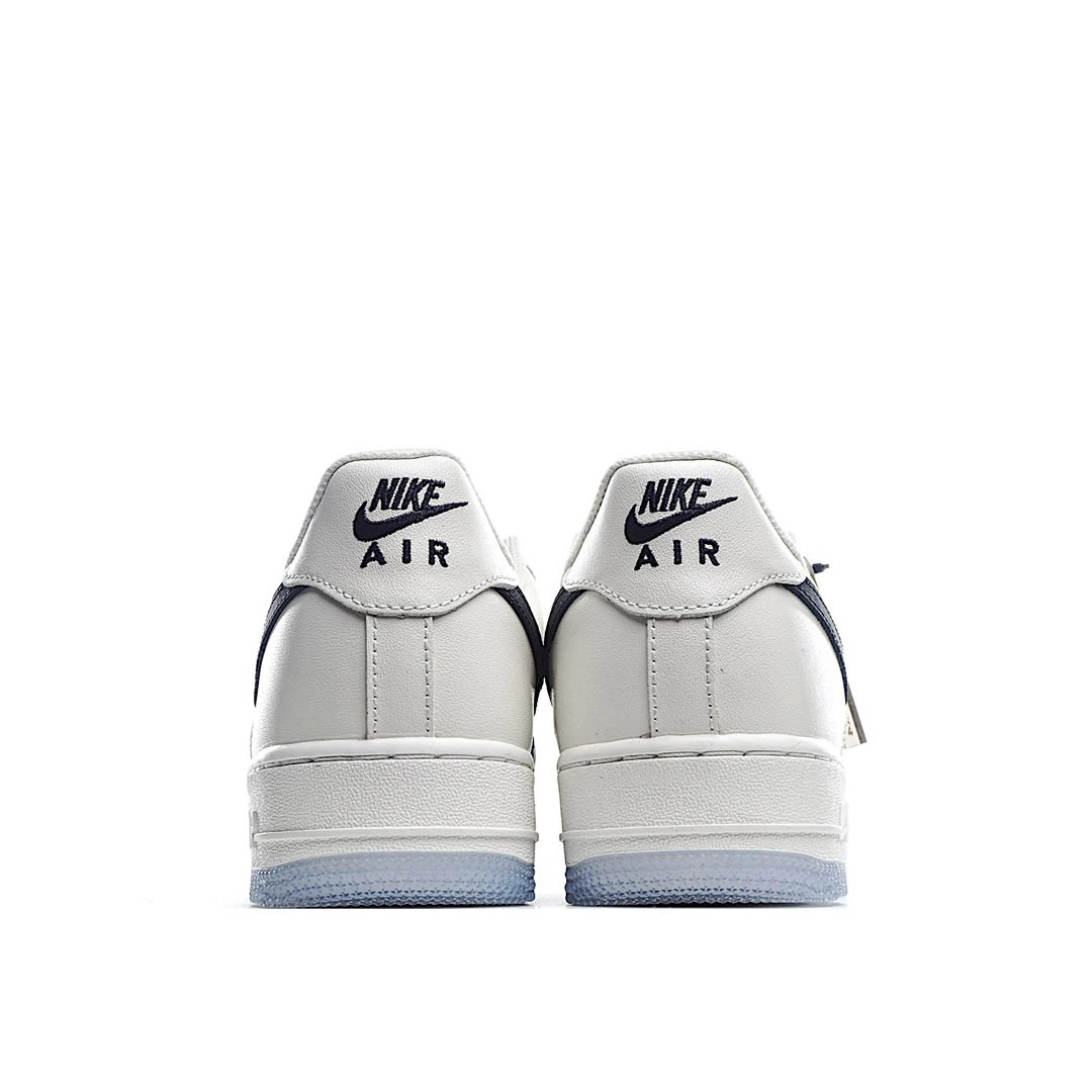 Nike Air Force 1 x Kobe Low-Top Sneakers