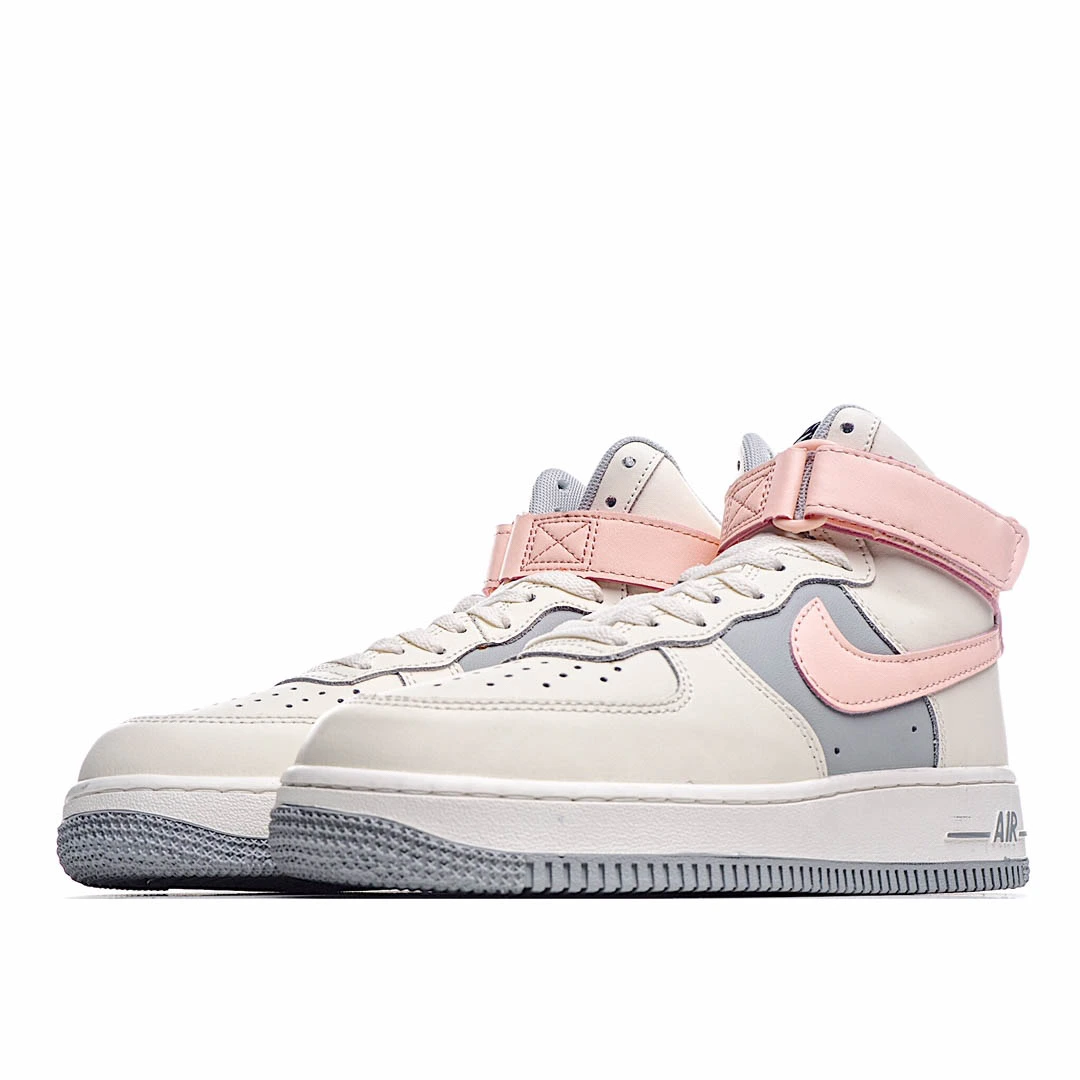 Nike Air Force 107 Low Low Top Sneakers