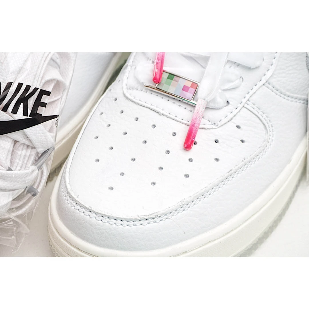 Nike Air Force 107 Low Low Top Sneakers