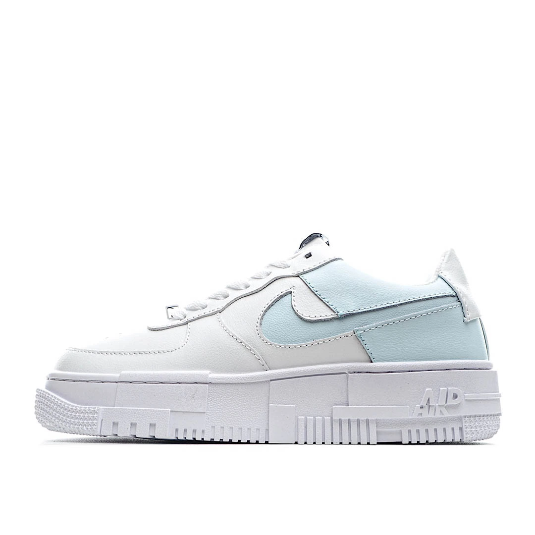 Nike Air Force 107 Low Low Top Sneakers