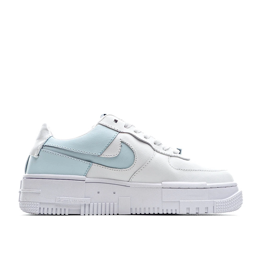 Nike Air Force 107 Low Low Top Sneakers