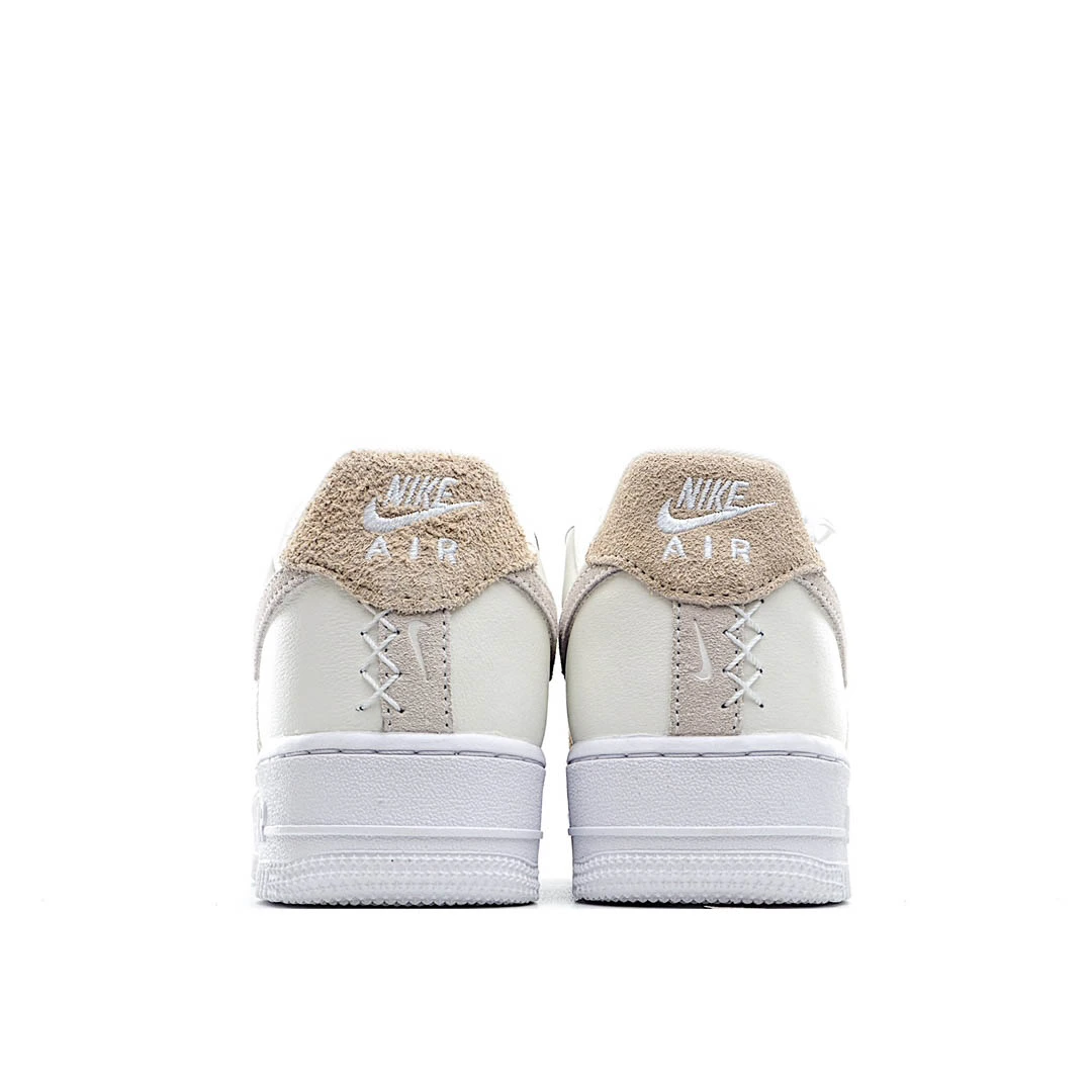 Nike Air Force 107 Low Sneakers