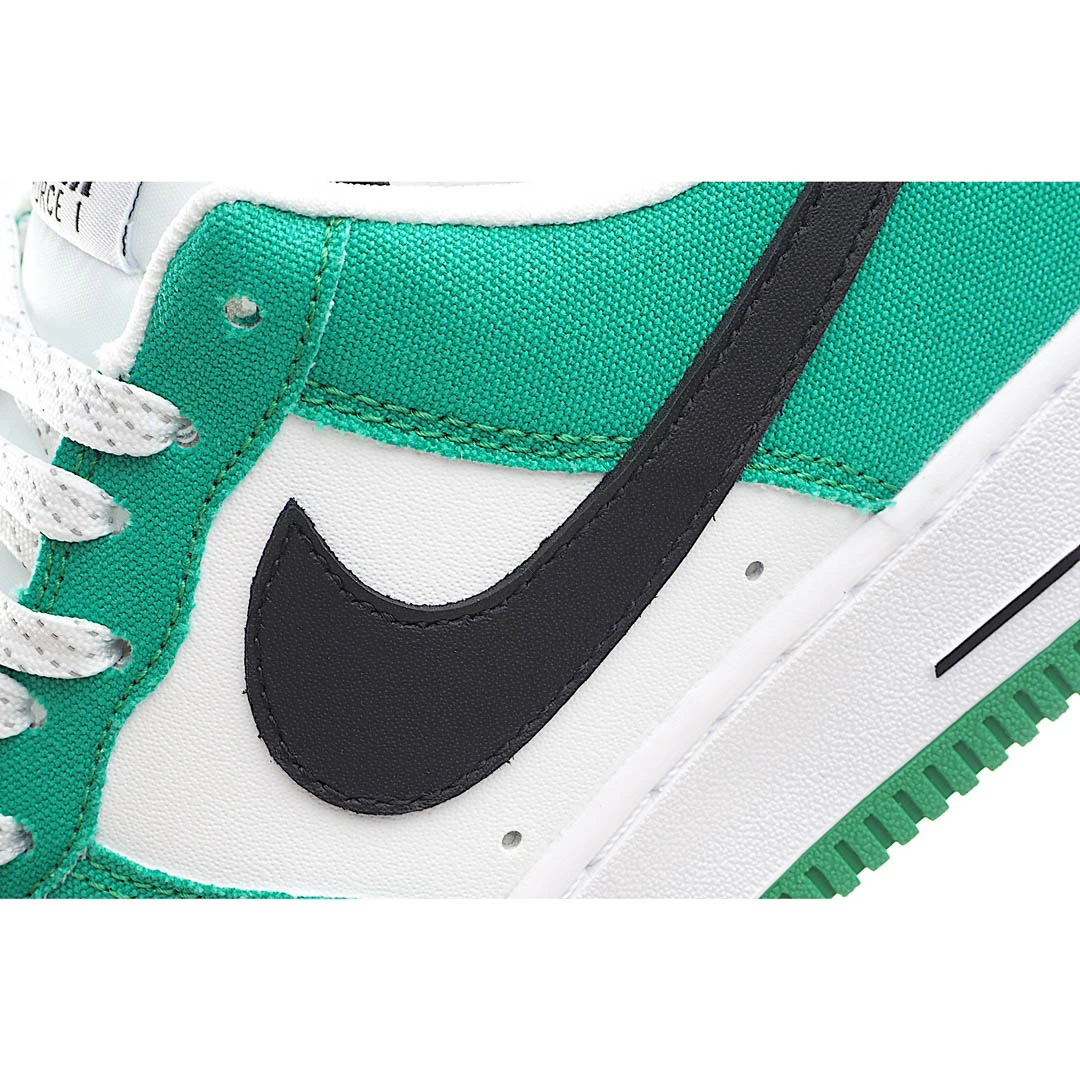 Nike Air Force 107 Low Top Sneakers