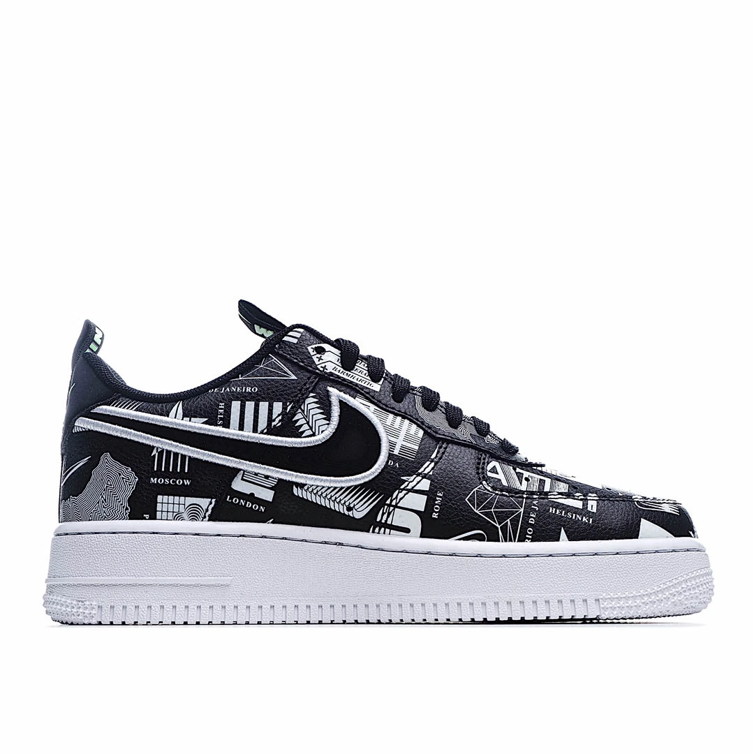 Nike Air Force 107 Sneakers