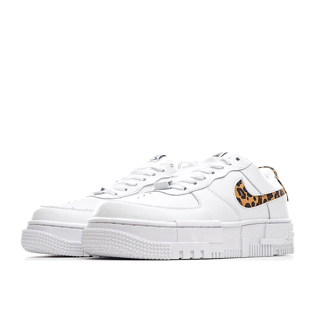 Nike Air Force Low First Use White and Green Low-Top Sneakers