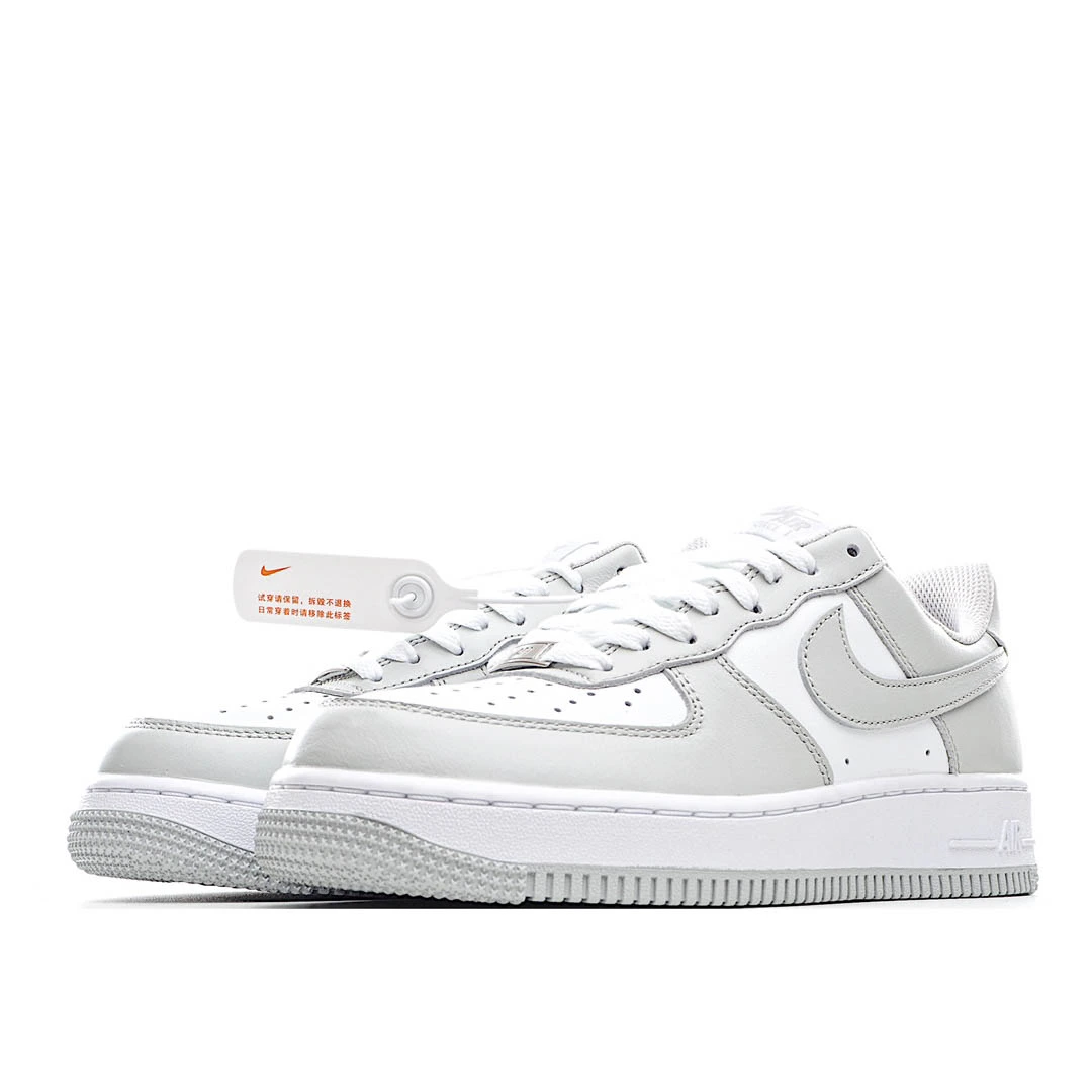 Nike Air Force1 White and Black