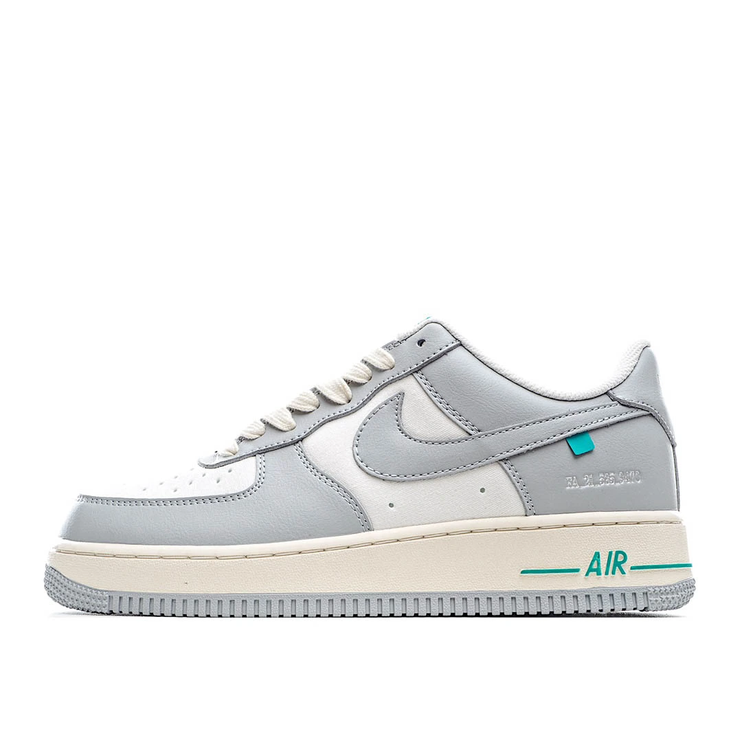 Nike UninterruptedNK Air Force 1 MORE THAN Low-Top Sneakers