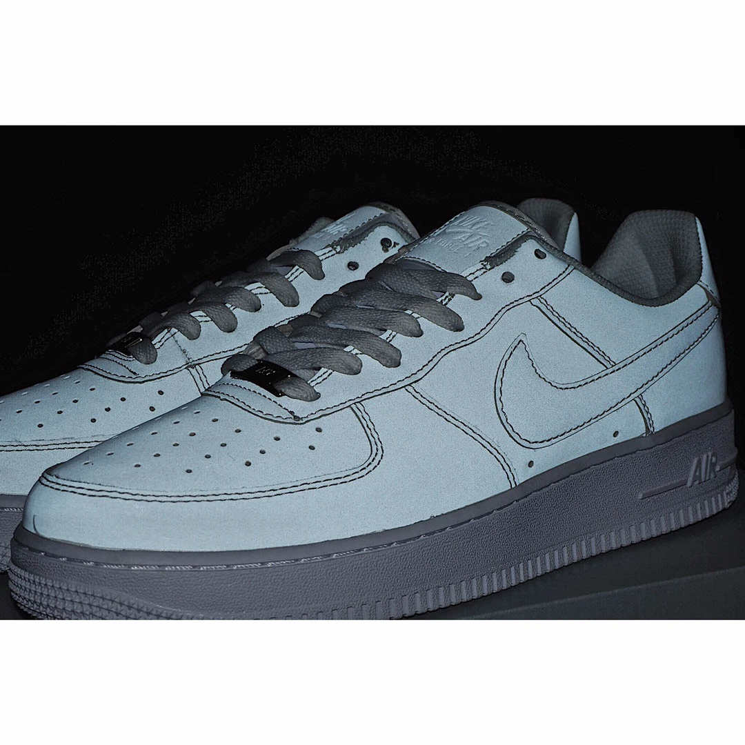 NIKE WMNS AIR FORCE 1 07 LX