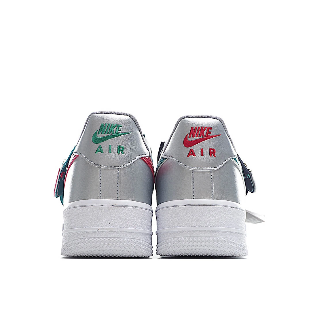 Nike Wmns Air Force 1 07 LXChrome Swooshes White